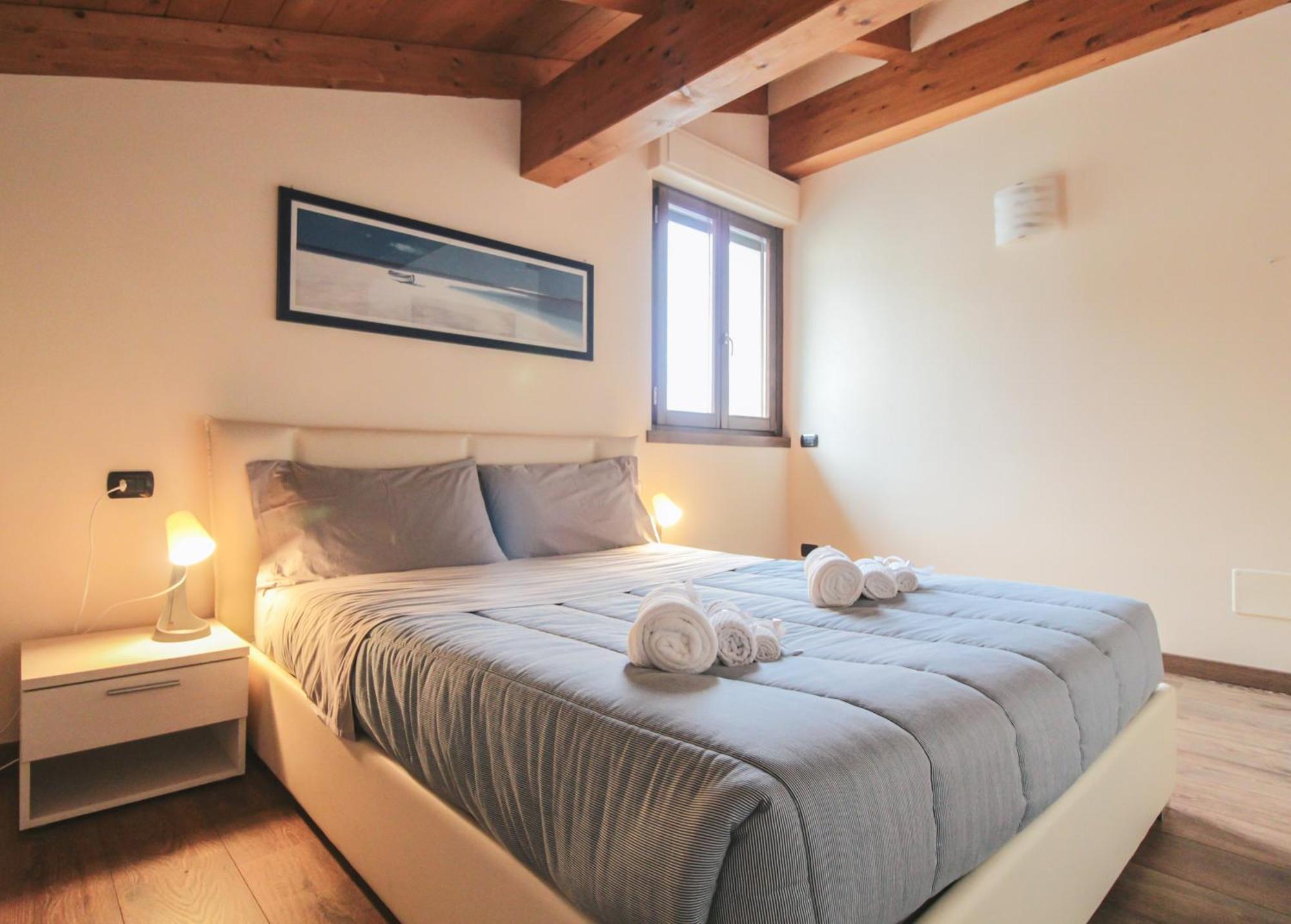 Appartamento Al Porto Pianello Del Lario Exterior photo
